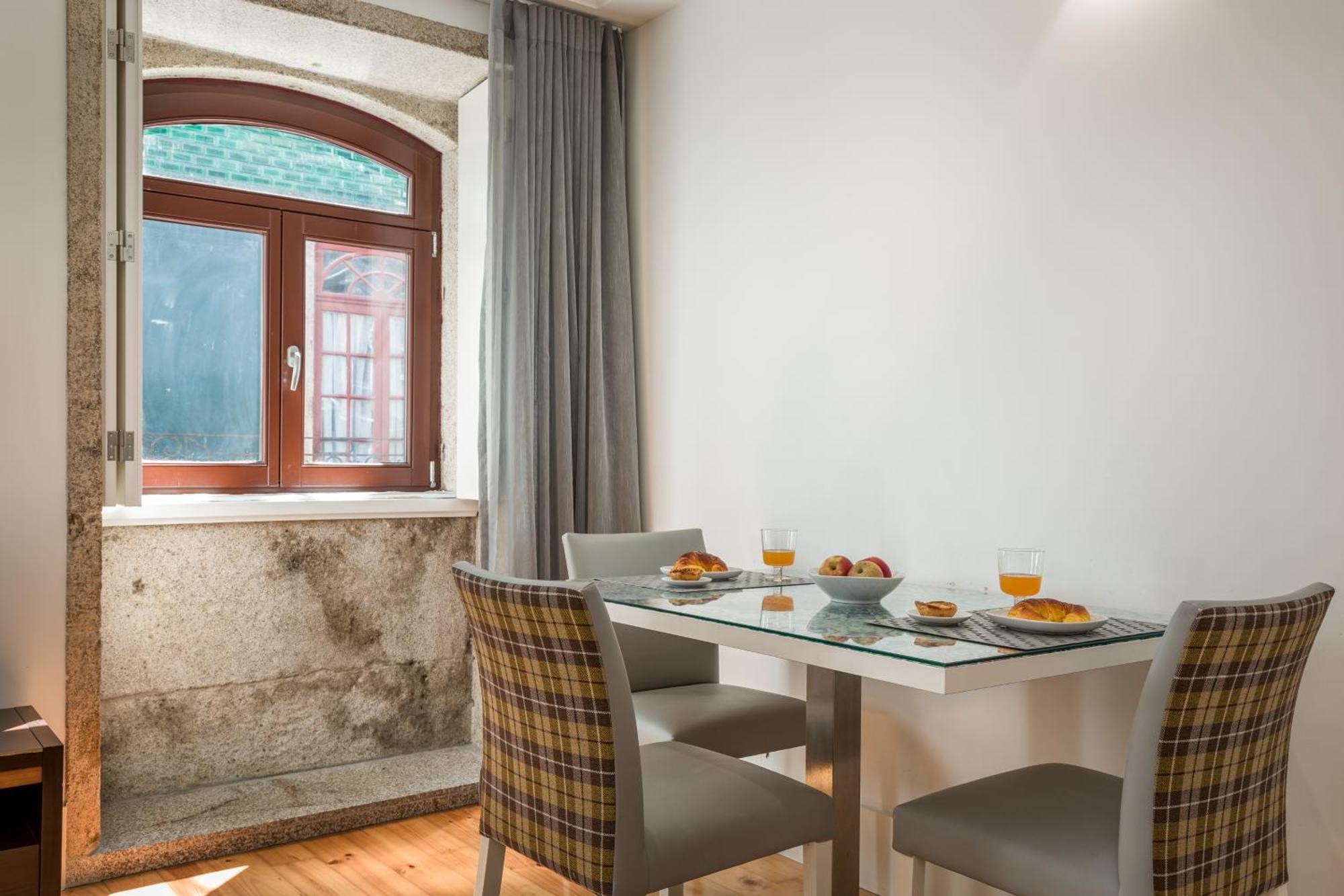 Bra.Com Apartments Oporto Pinheiros ภายนอก รูปภาพ